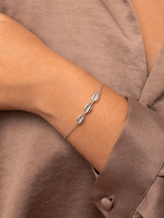 Pulsera Cowrie Tide Atelier plata