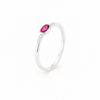Anillo Luma con circonita ovalada rosa frambuesa en plata 925