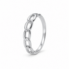 Anillo de eslabones en plata 925, vista lateral sobre fondo blanco