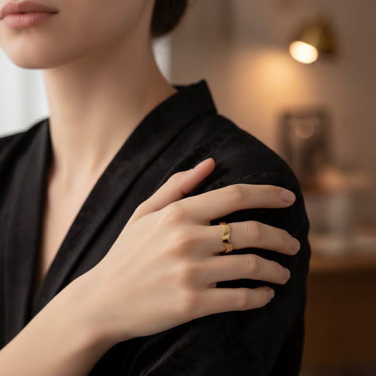 Anillo Ona plata baño en oro de 18kt