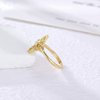Anillo Nudo de Bruja plata baño en oro de 18kt