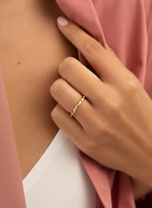 Anillo Dotline plata baño en oro de 18kt